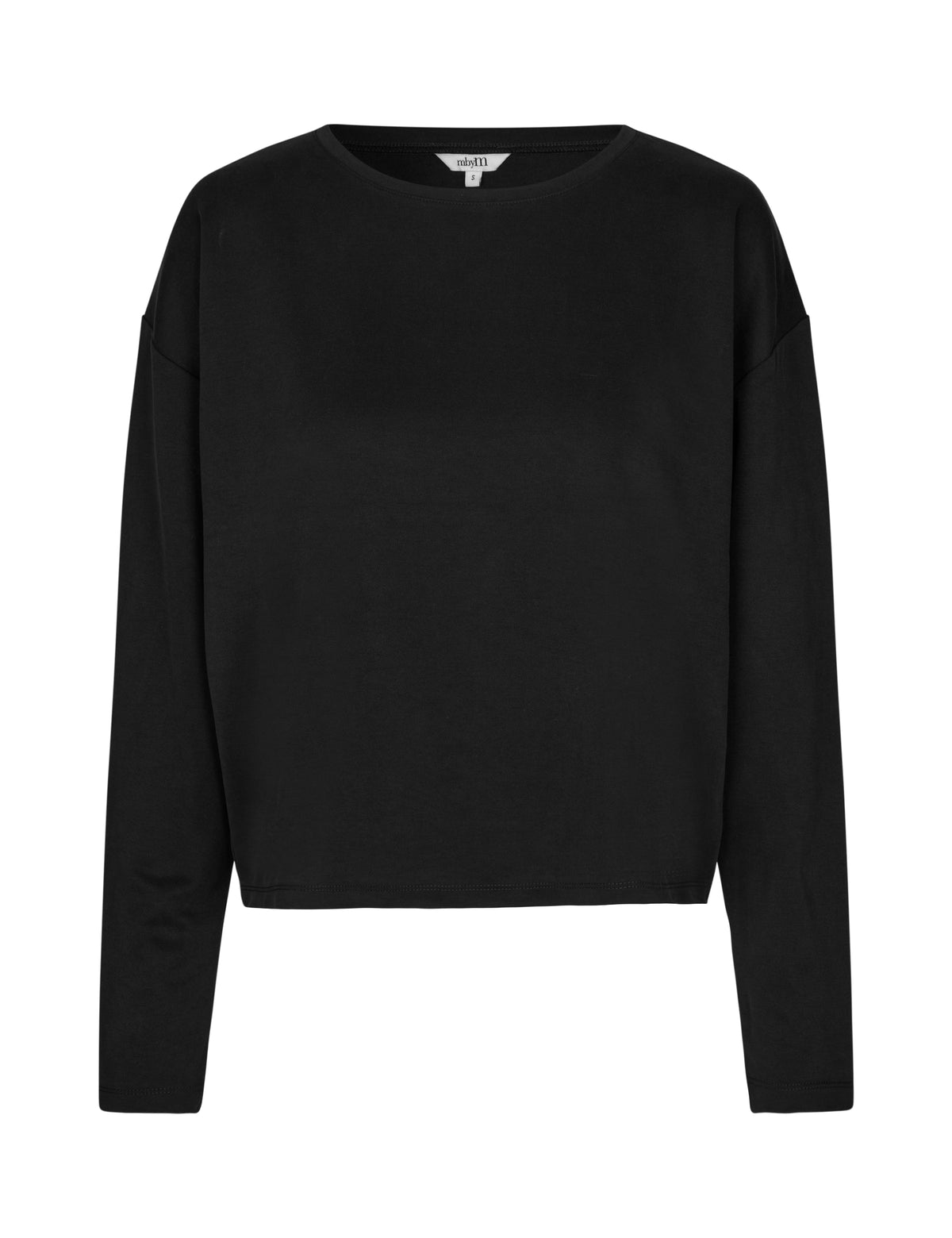 Perseus-M_Black_Packshot_0