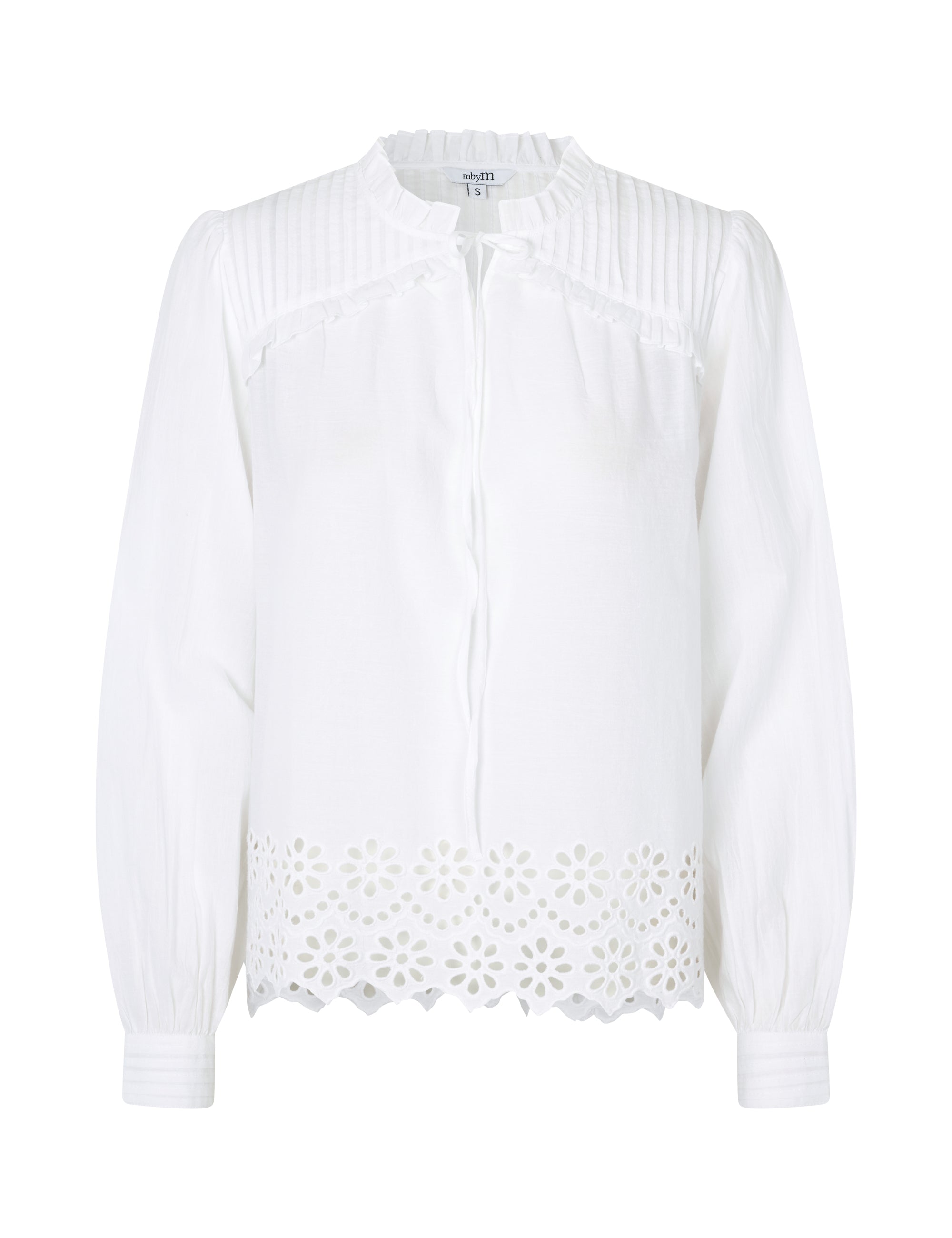 Damar-M_White_Packshot_0