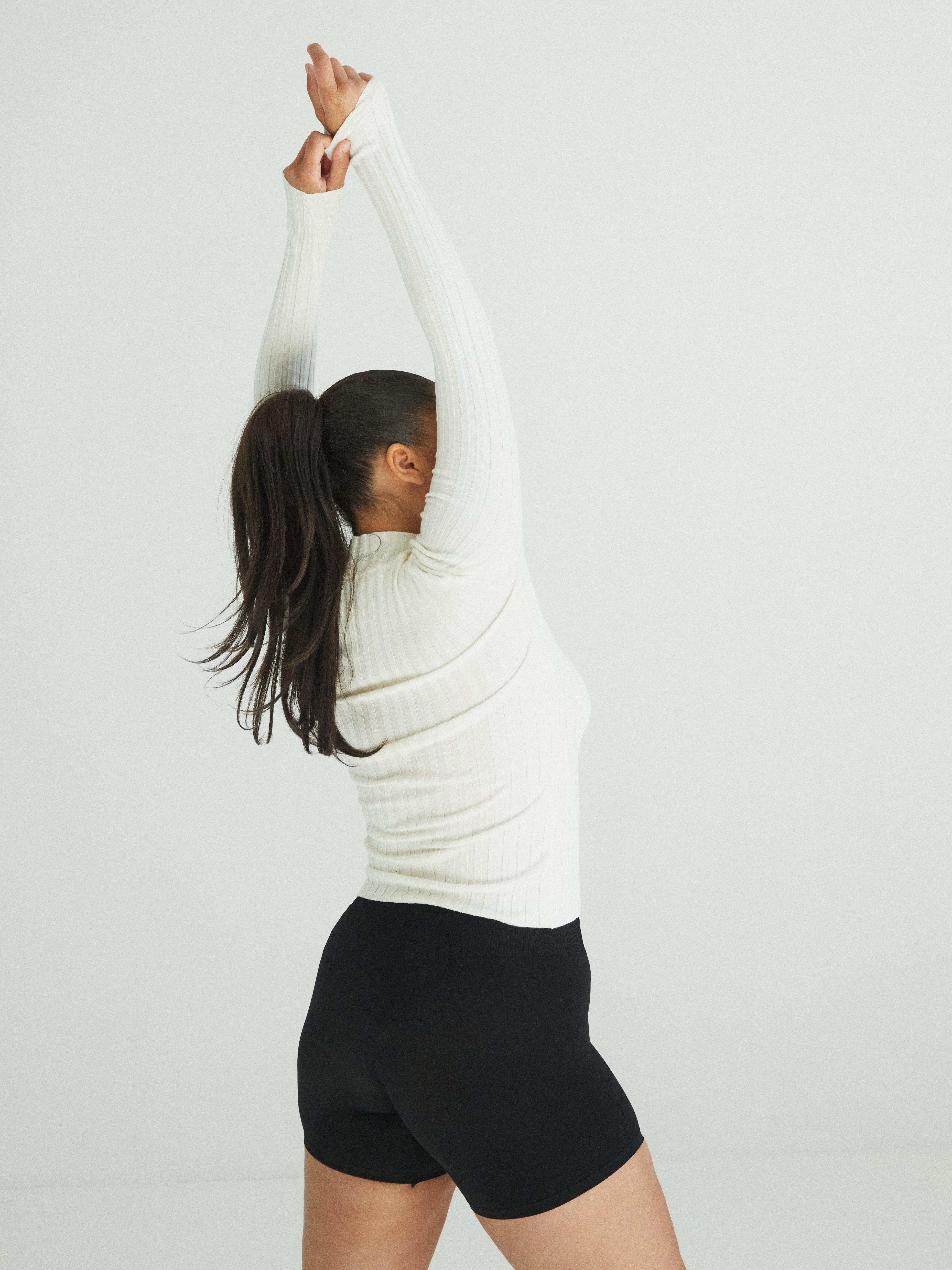 Anna_Optical White_Image_0