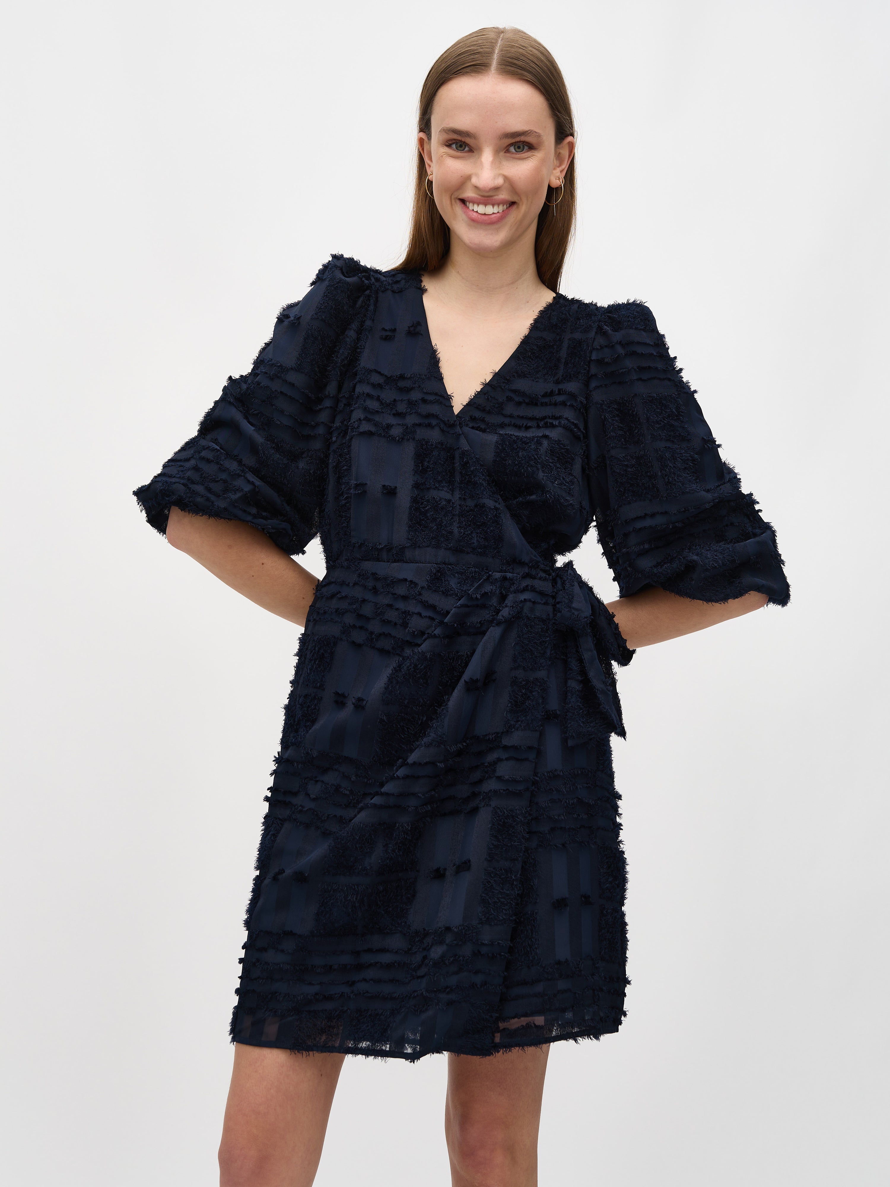 Dovie-M_Night Sky_Model_0