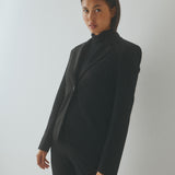 Bena-M_Black_Image_0