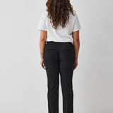 Maiianne-M_Black_Model_