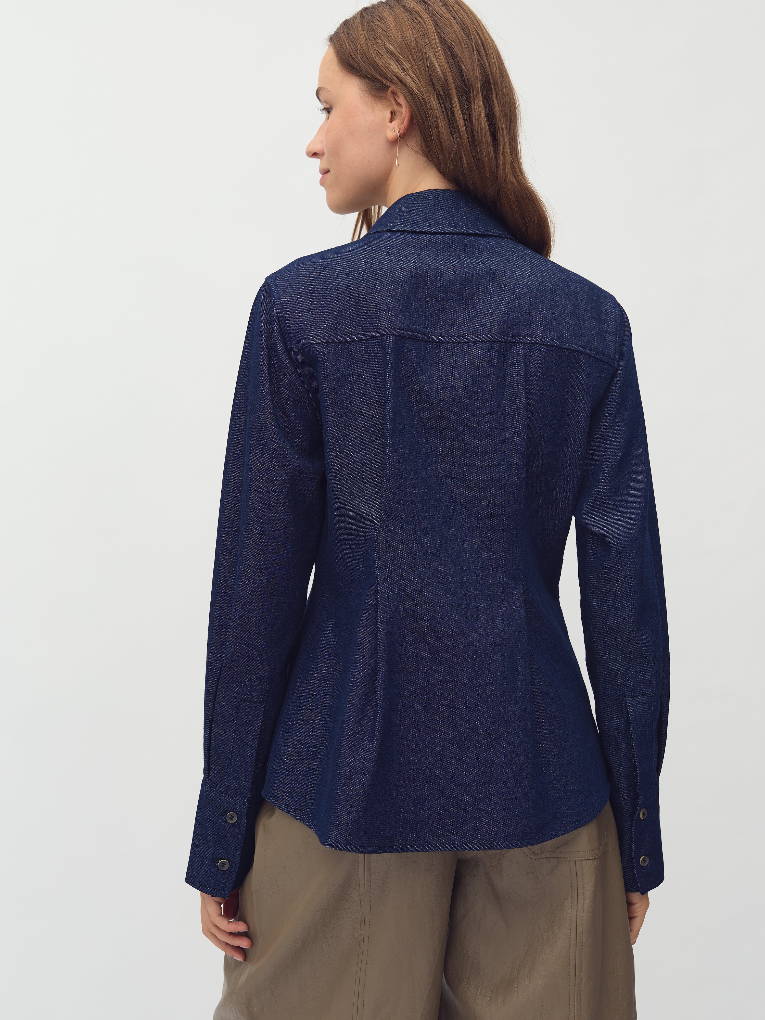 Bican-M_Dark Denim_Model_2