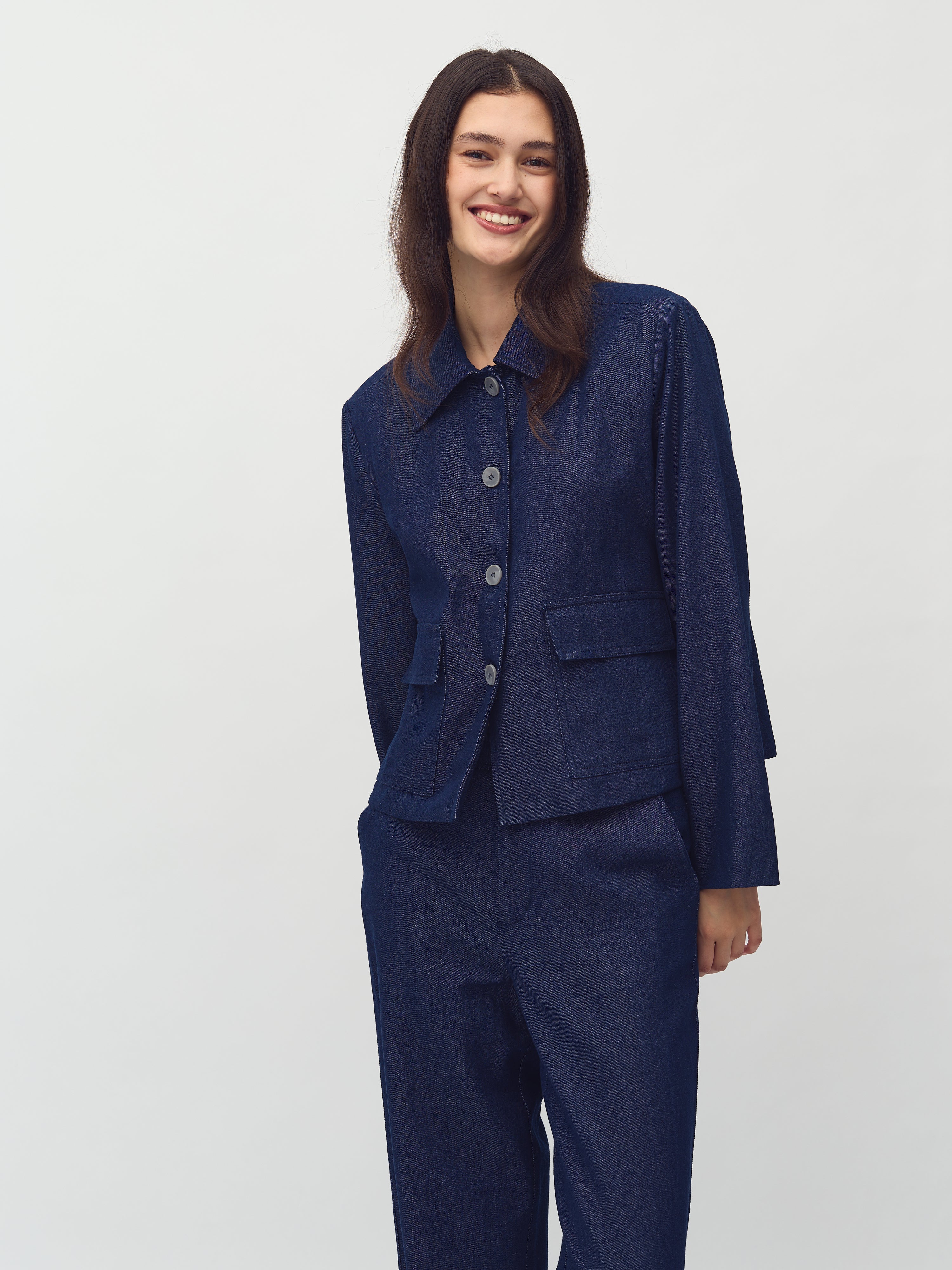 Yoshi-M_Dark Denim_Model_