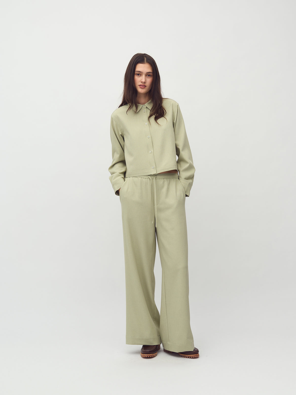 Azzurra-M_Pistachio Green Melange_Model_0