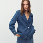 Emilia-M_Mid Blue Wash_Model_