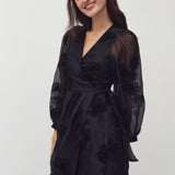 Dovie-M_Black_Model_2