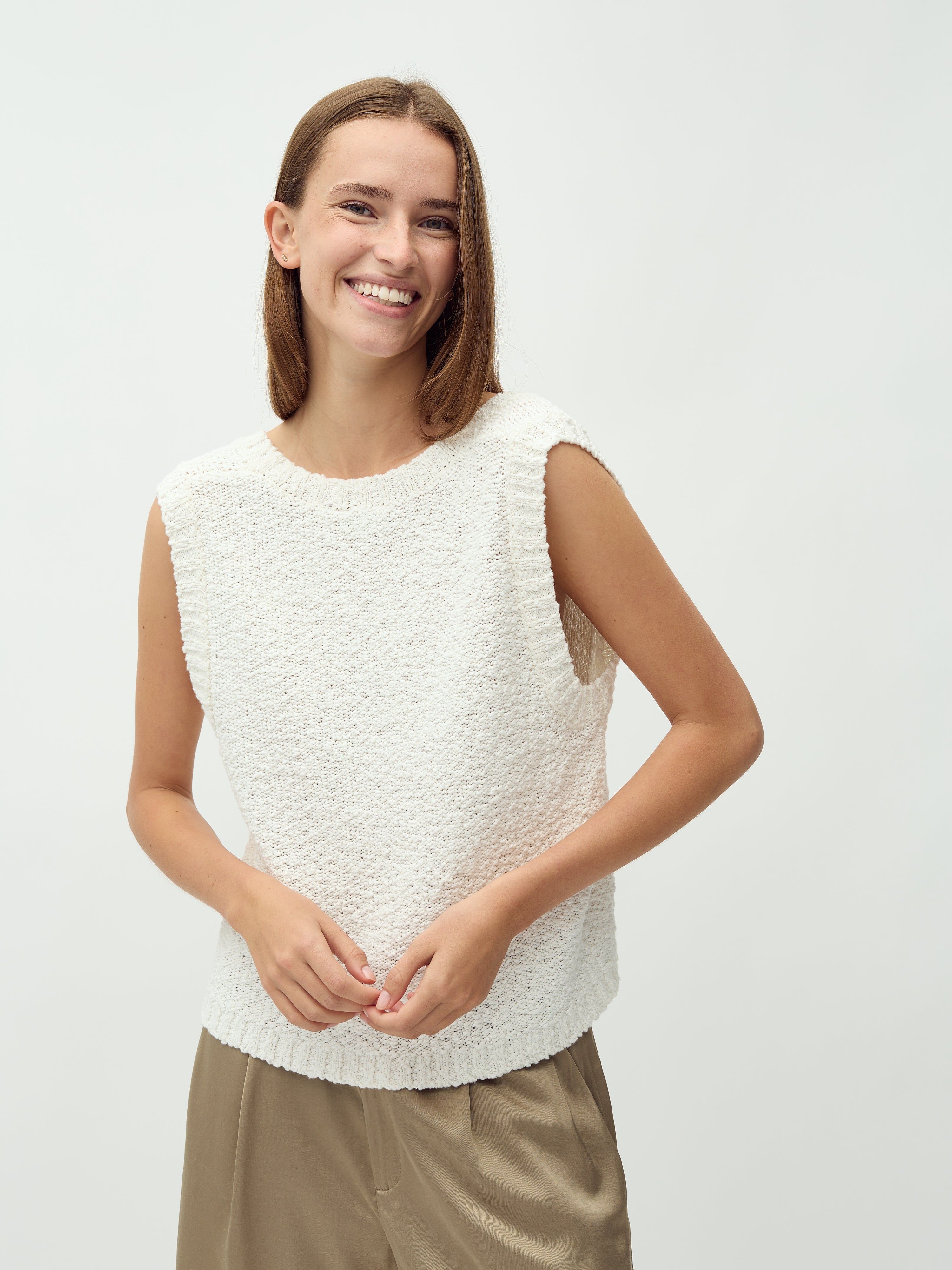 Merae-M_White_Model_0