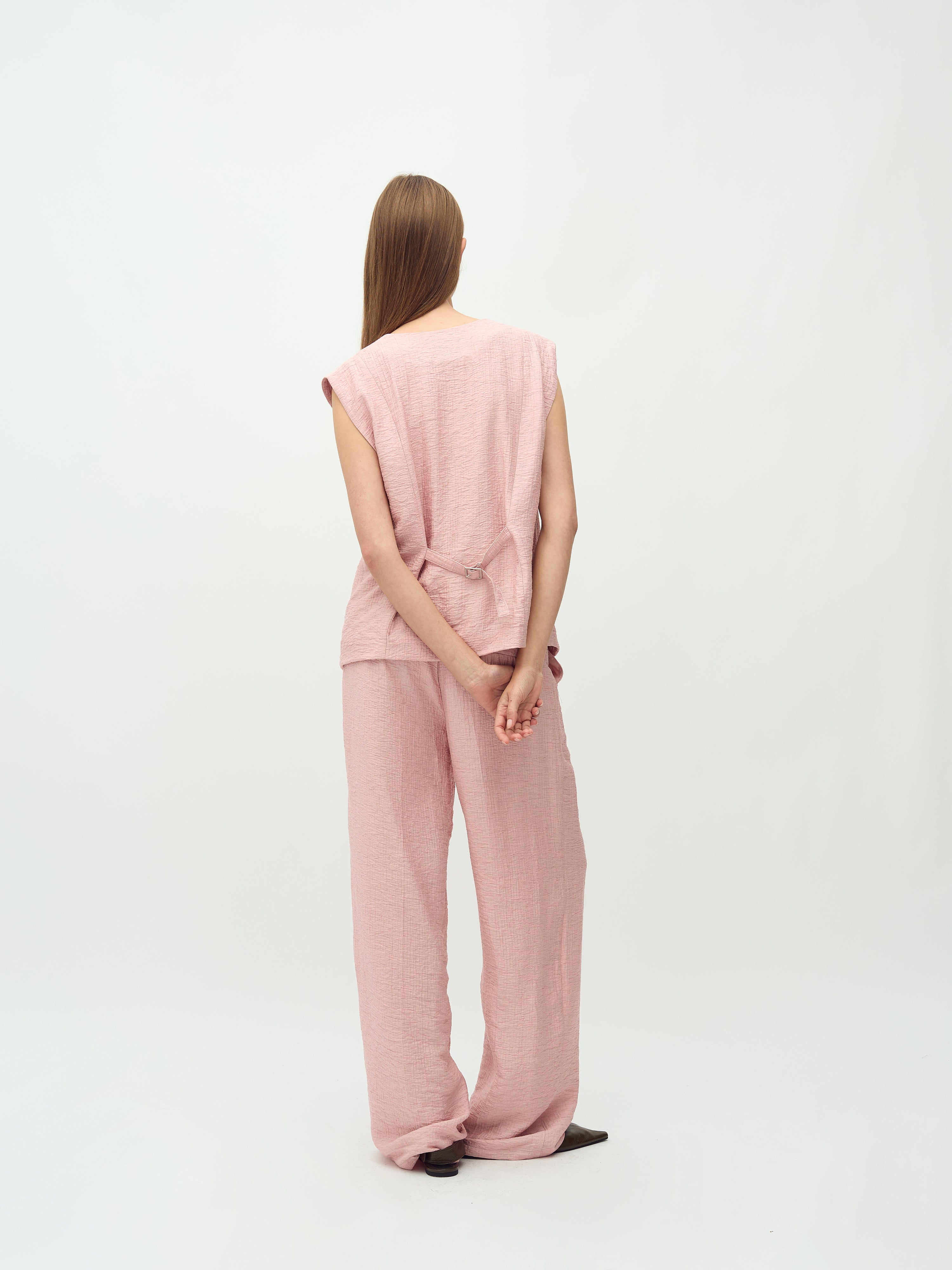 Dagma-M_Pink Melange_Model_1