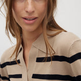 Sika-M_Oyster Black Stripe_Model_1