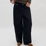 Gina-M_Dark Grey Wash_Model_1