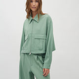 Alicenna-M_Mineral Green_Model_0