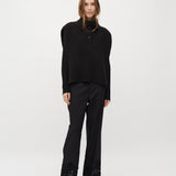 Tristiana-M_Black_Model_3