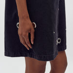 Calamya-M_Black Midnight Wash_Model_2