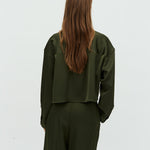 Emele-M_Pine Green_Model_2