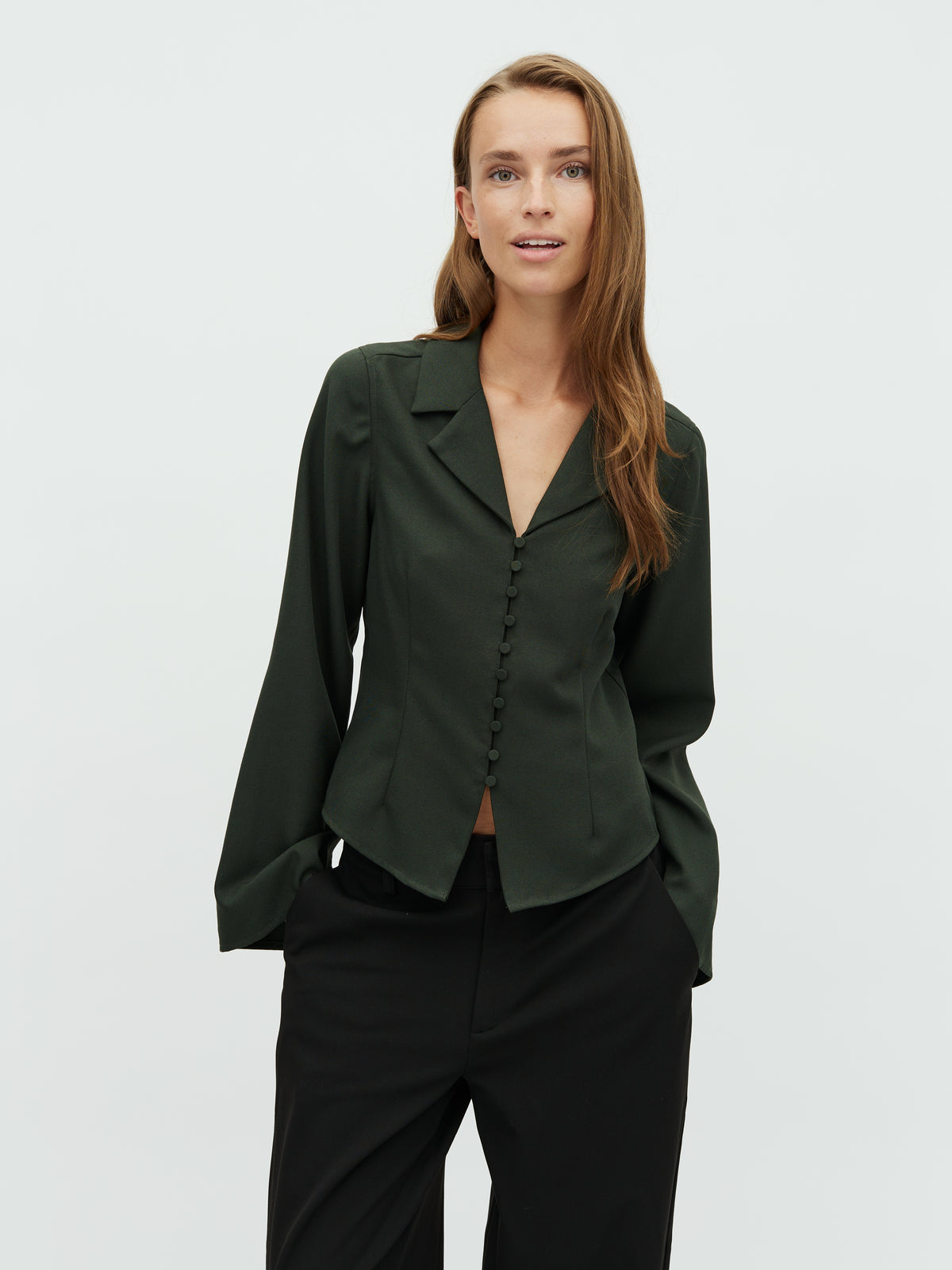 Mallaria-M_Pine Green_Model_0