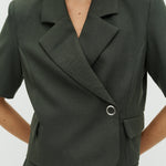 Robina-M_Pine Green_Model_1