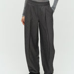 Leontina-M_Grey Pinestripe_Model_2