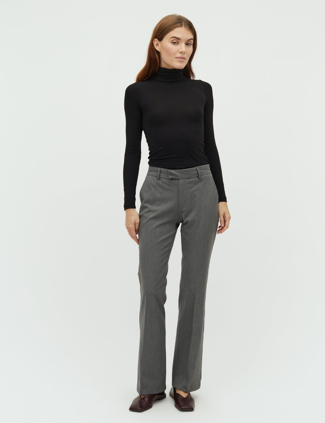 Maii_Medium Melange_Model_0