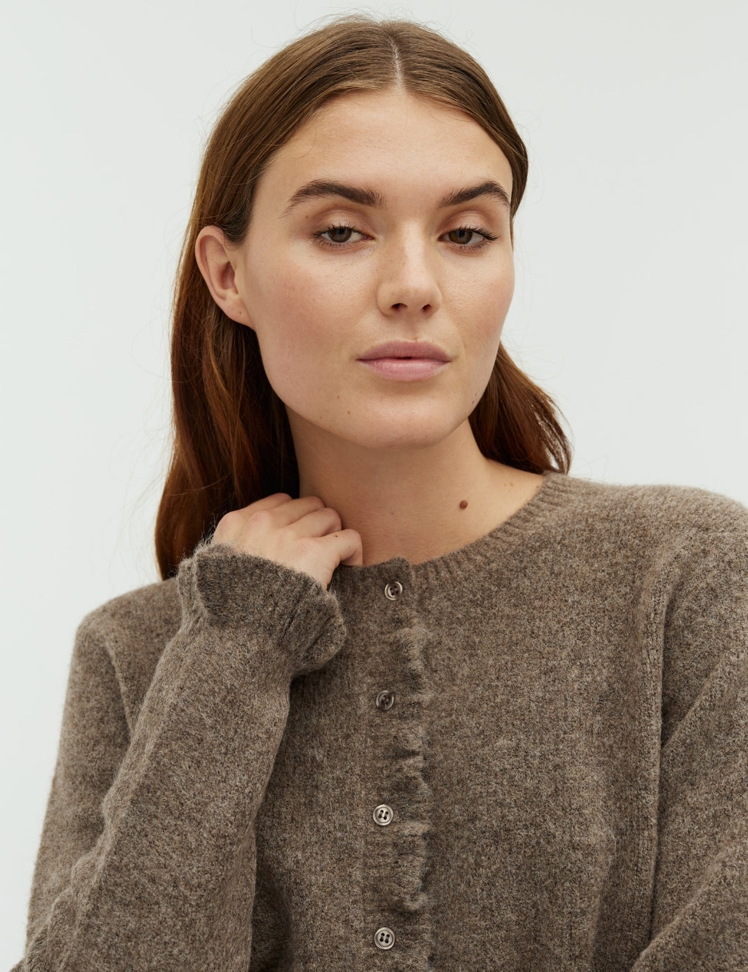 Celandia-M_Falcon Melange_Model_2