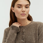 Celandia-M_Falcon Melange_Model_2