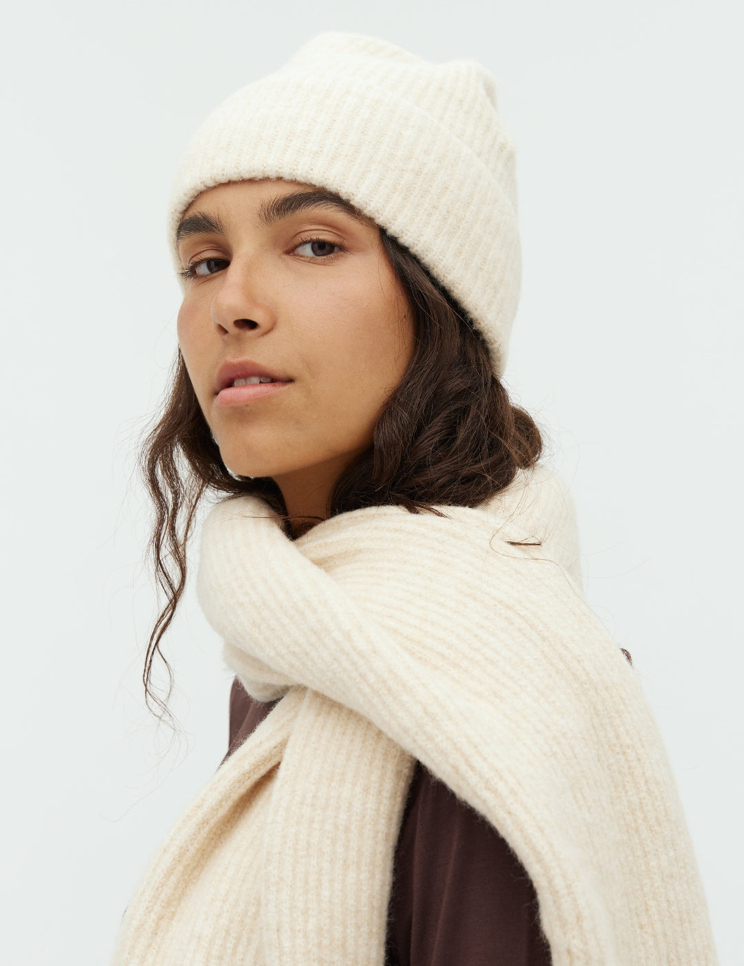 Muskan_Oyster Melange_Model_0