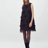 Molli-M_Black_Model_0