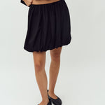 Belaria-M_Black_Model_1