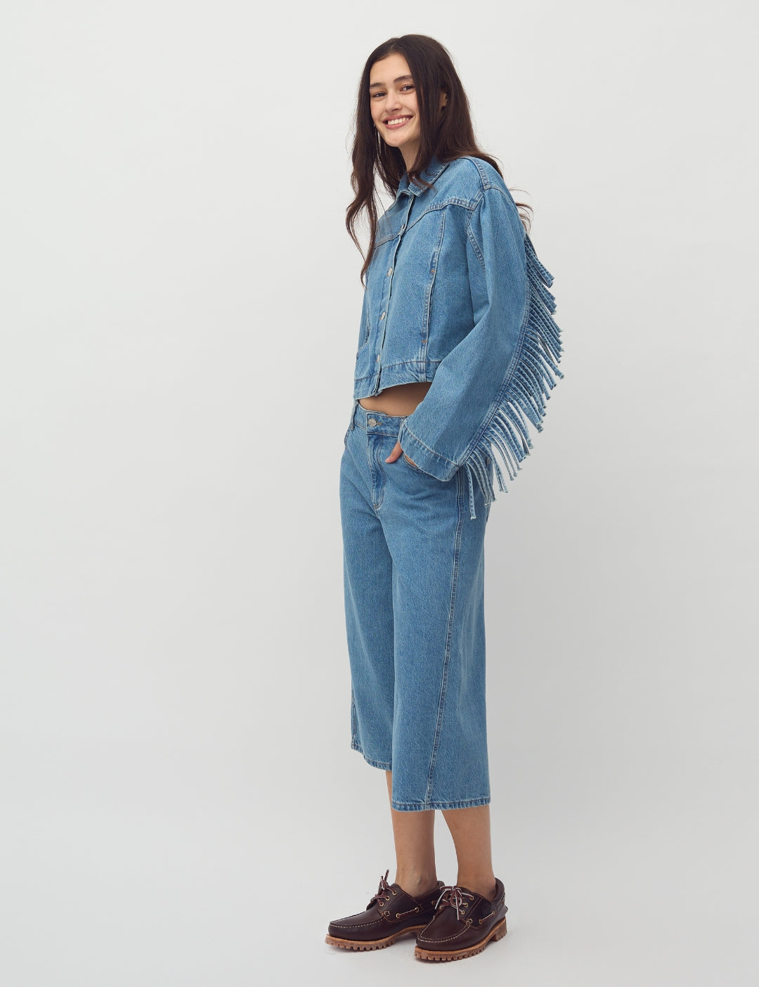 Catherina-M_Light Blue Wash_Model_1