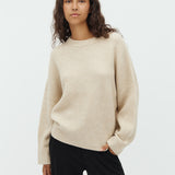 Gillian_Oyster Melange_Model_0