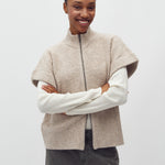 Roselina Short-M_Light Taupe Melange_Model_0