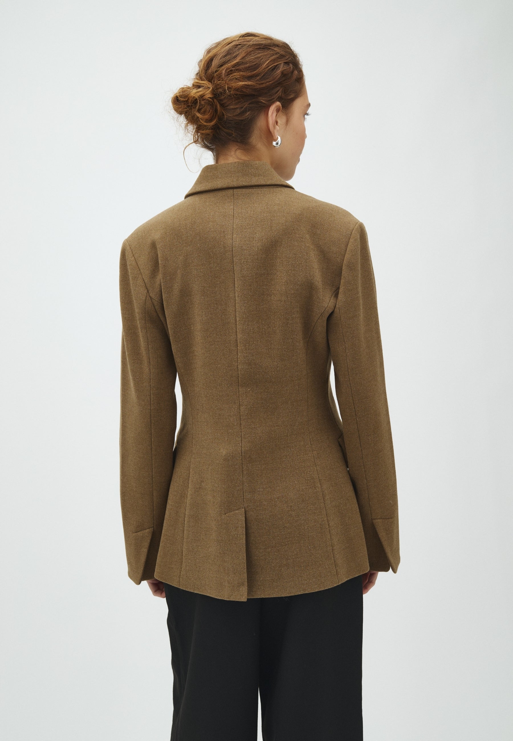 Frame-M_Army Olive_Model_3