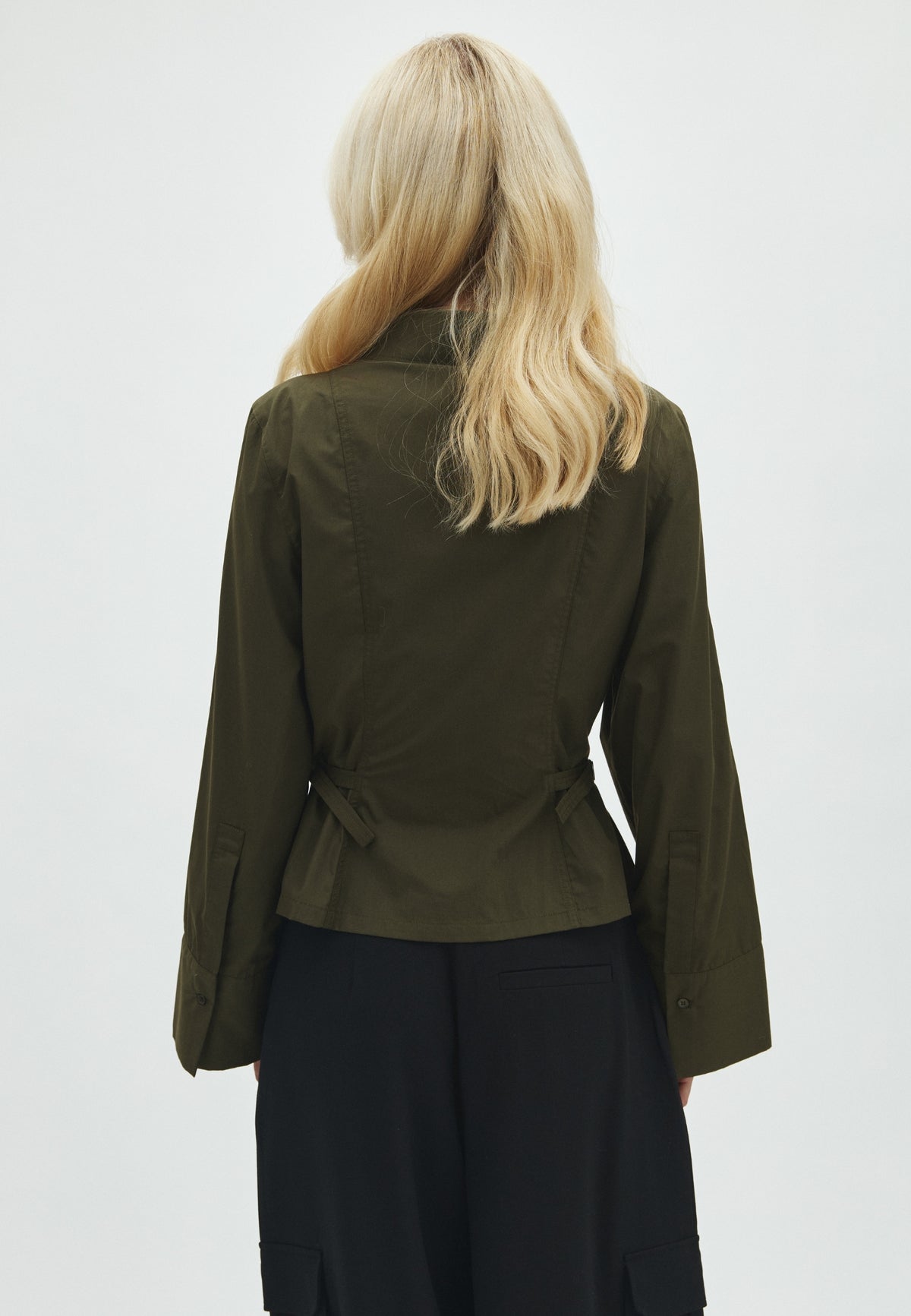Anoul LS-M_Dark Olive_Model_2
