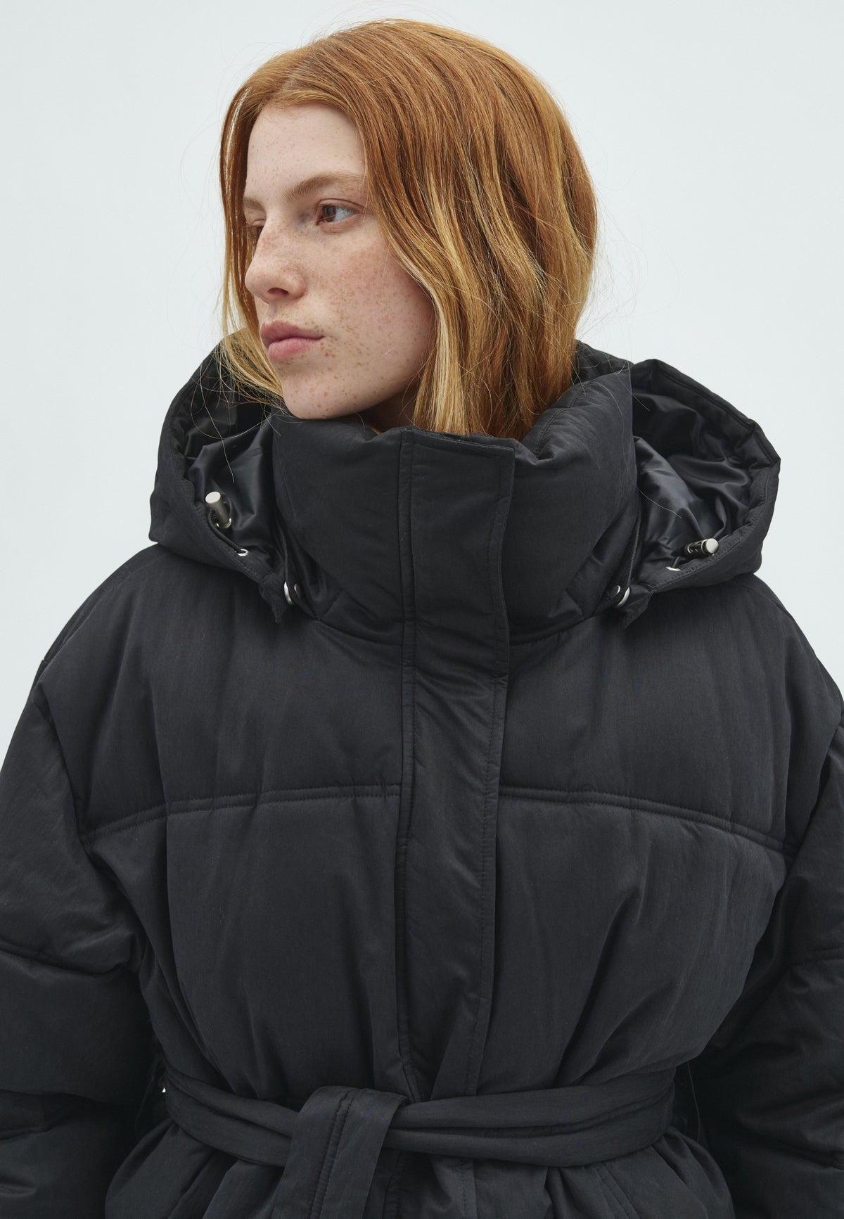 Alitea-M_Black_Model_3