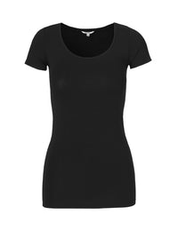 Siliana_Black_Packshot_0