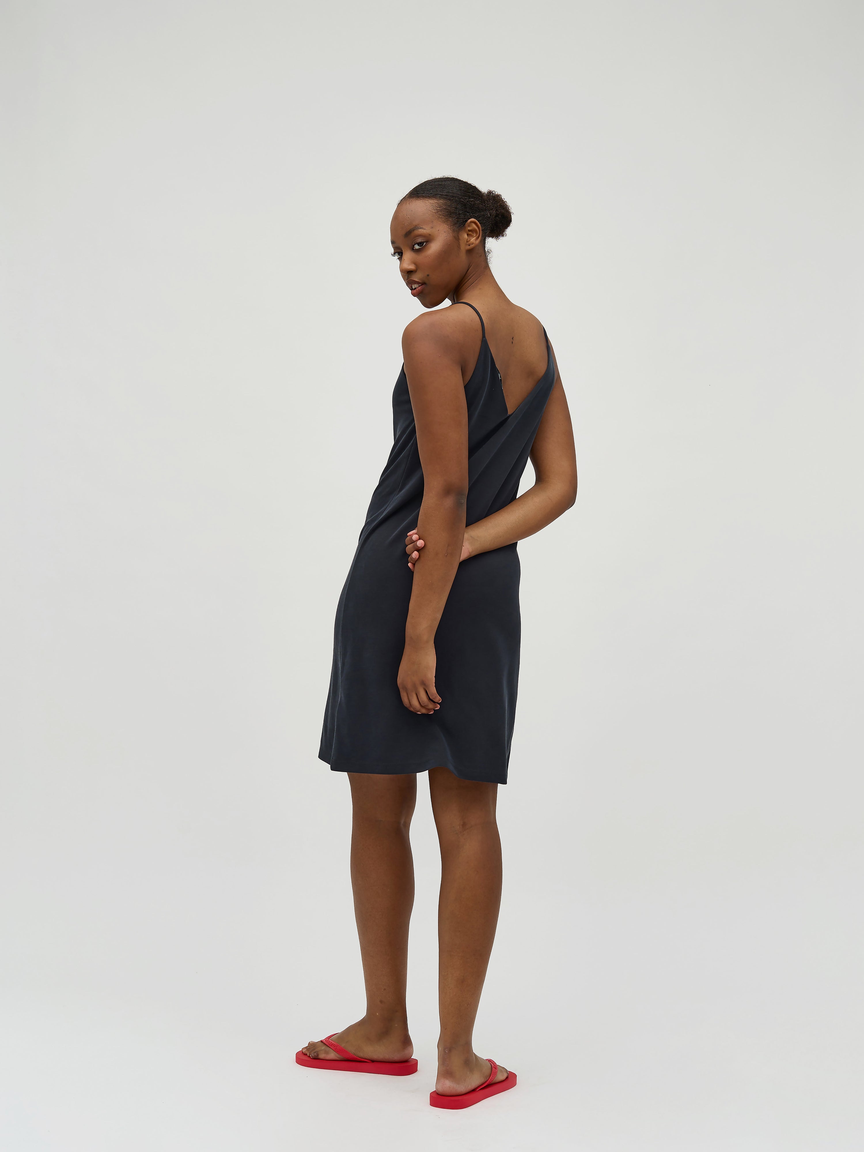 Leslee short-M_Black_Model_2