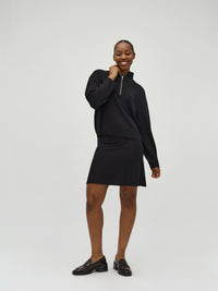 Folami-M_Black_Model_0