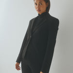 Bena-M_Black_Image_0