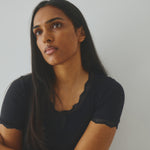 Emera-M_Black_Image_