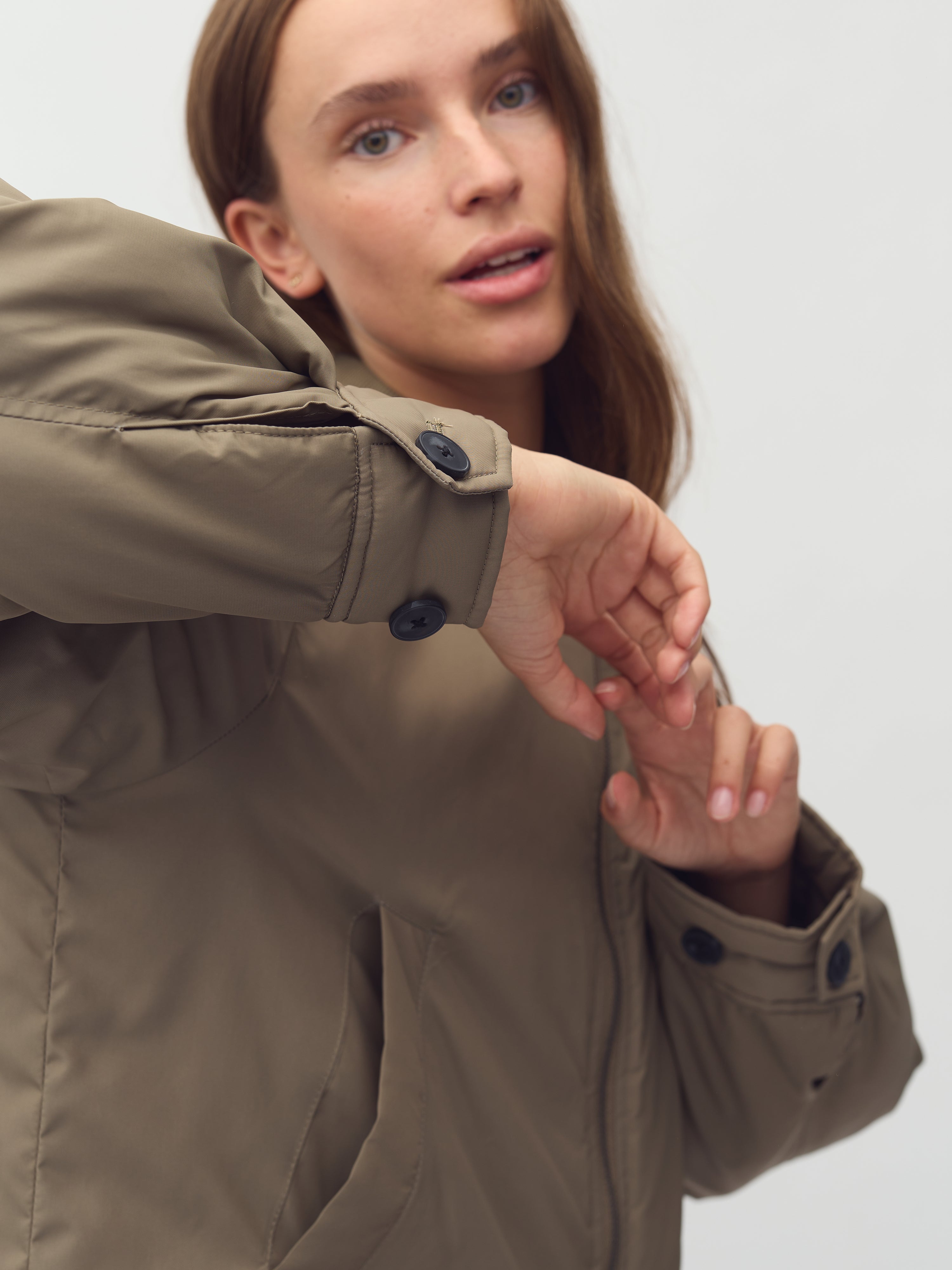 Abrielle-M_Brindle Sand_Model_