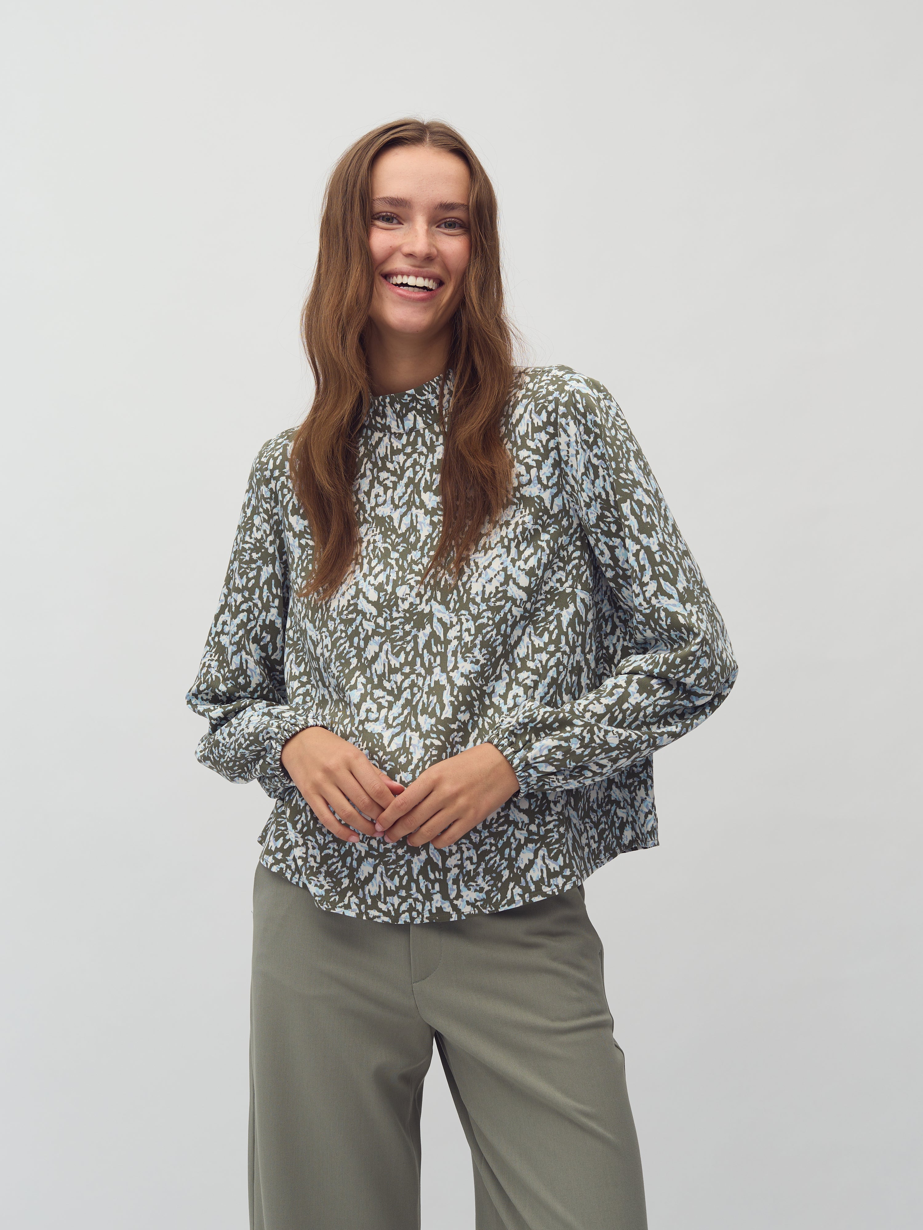 Aliey-M_Manilla Print_Model_