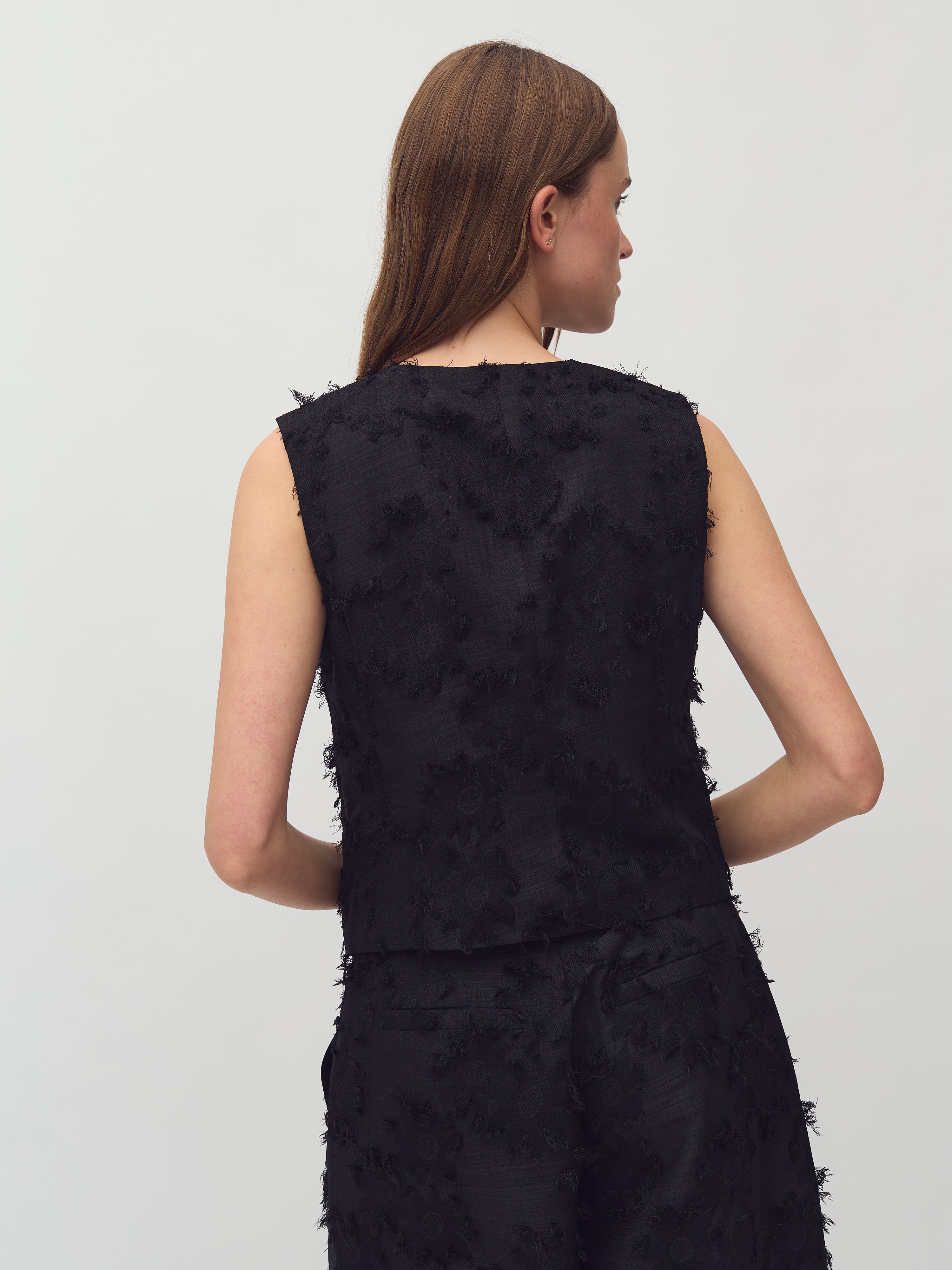 Merya-M_Black_Model_