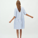 Albana_Ultramarine stripe_Model_1