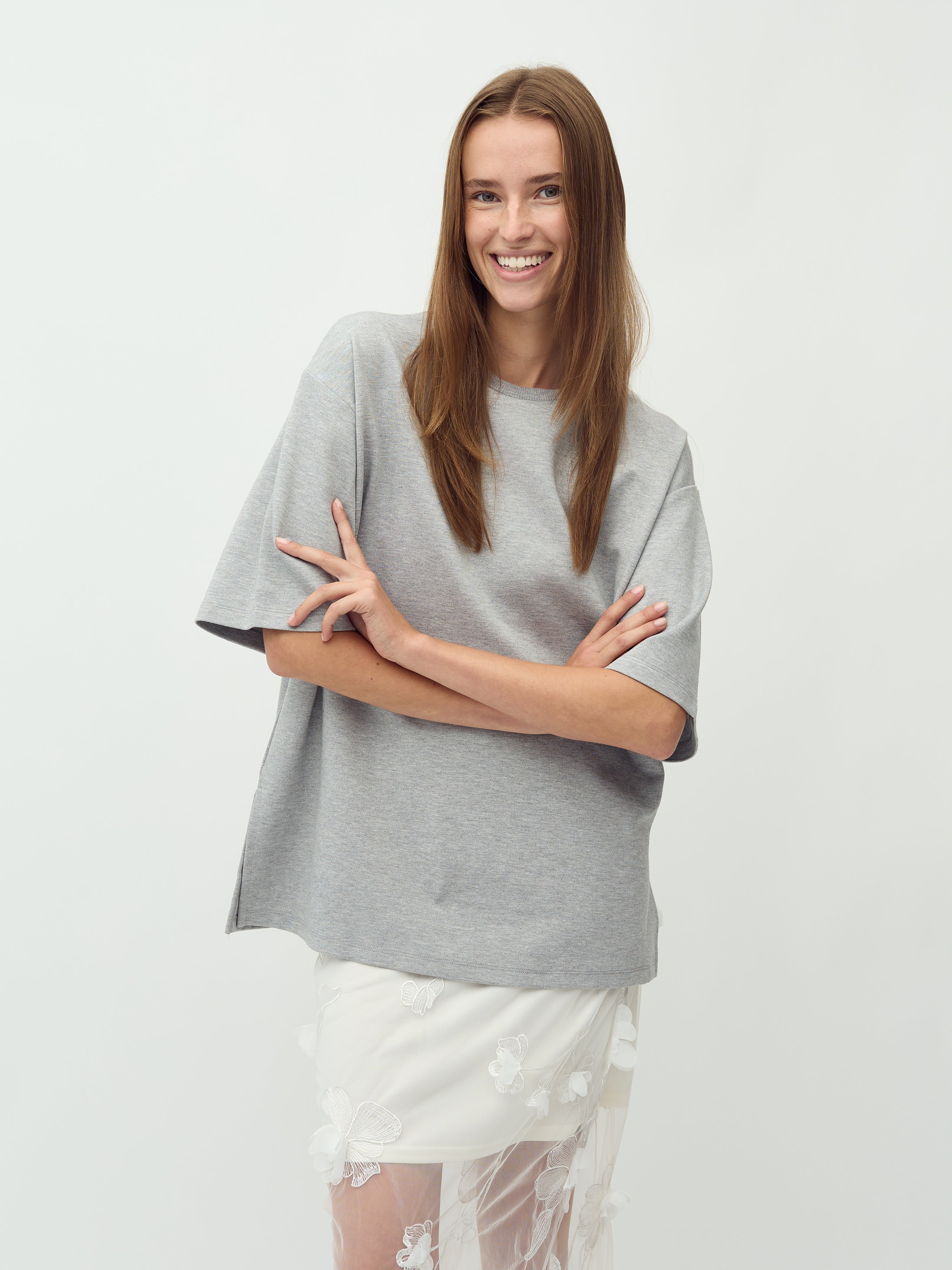 Emrylis-M_Light Grey melange_Model_0