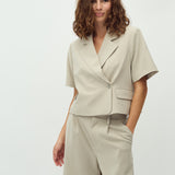 Robina-M_Light Twig_Model_0