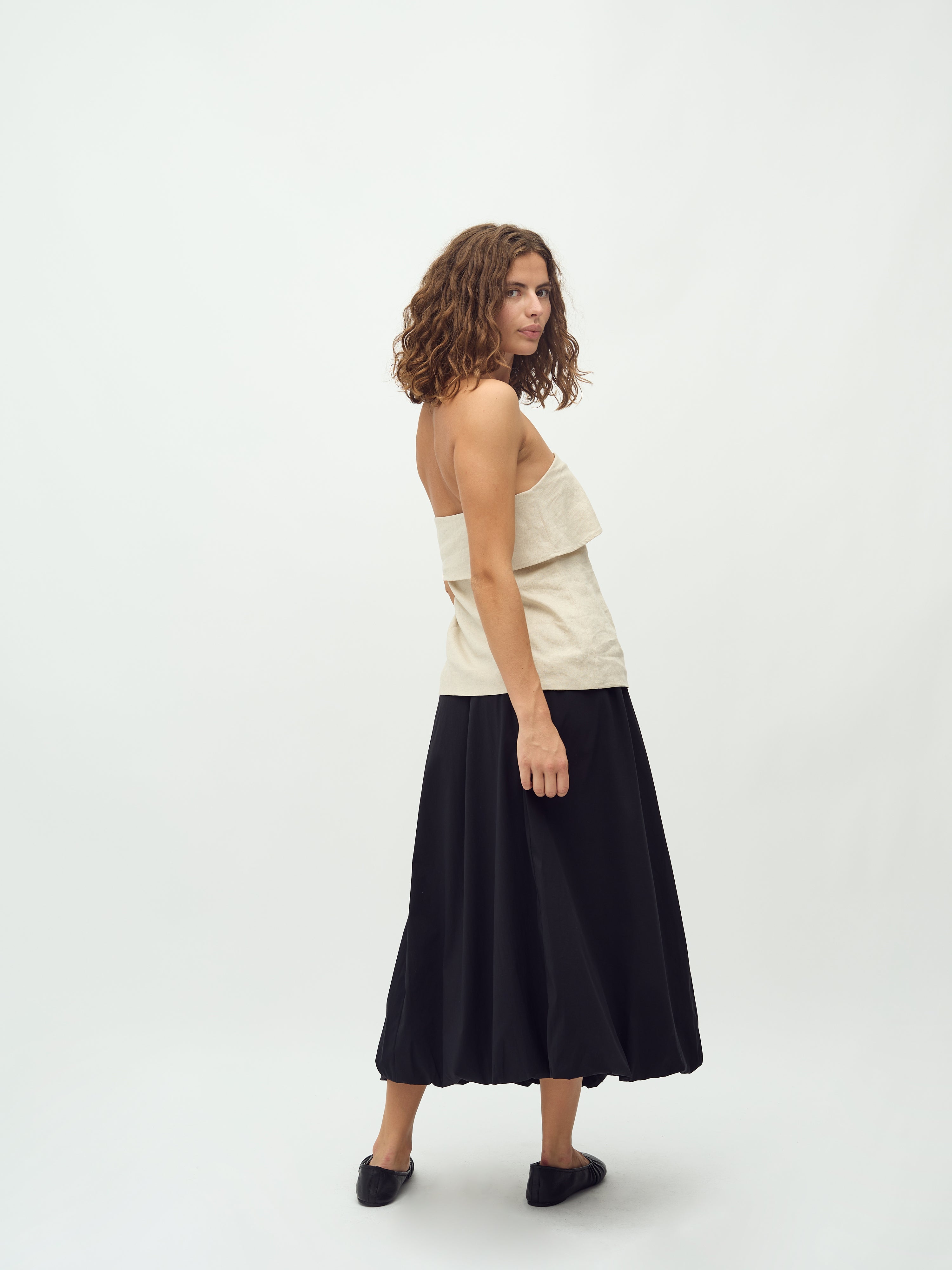 Baloona-M_Black_Model_2