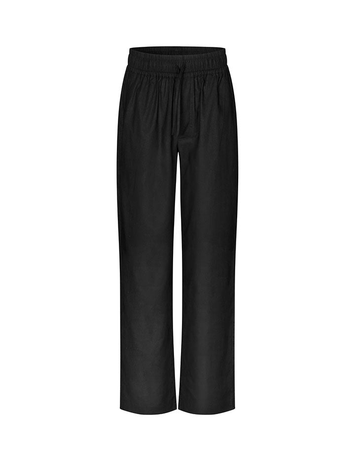 Grasielle-M_Black_Packshot_0