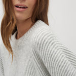 Gillian Contrast-M_Light Grey Mix_Model_1