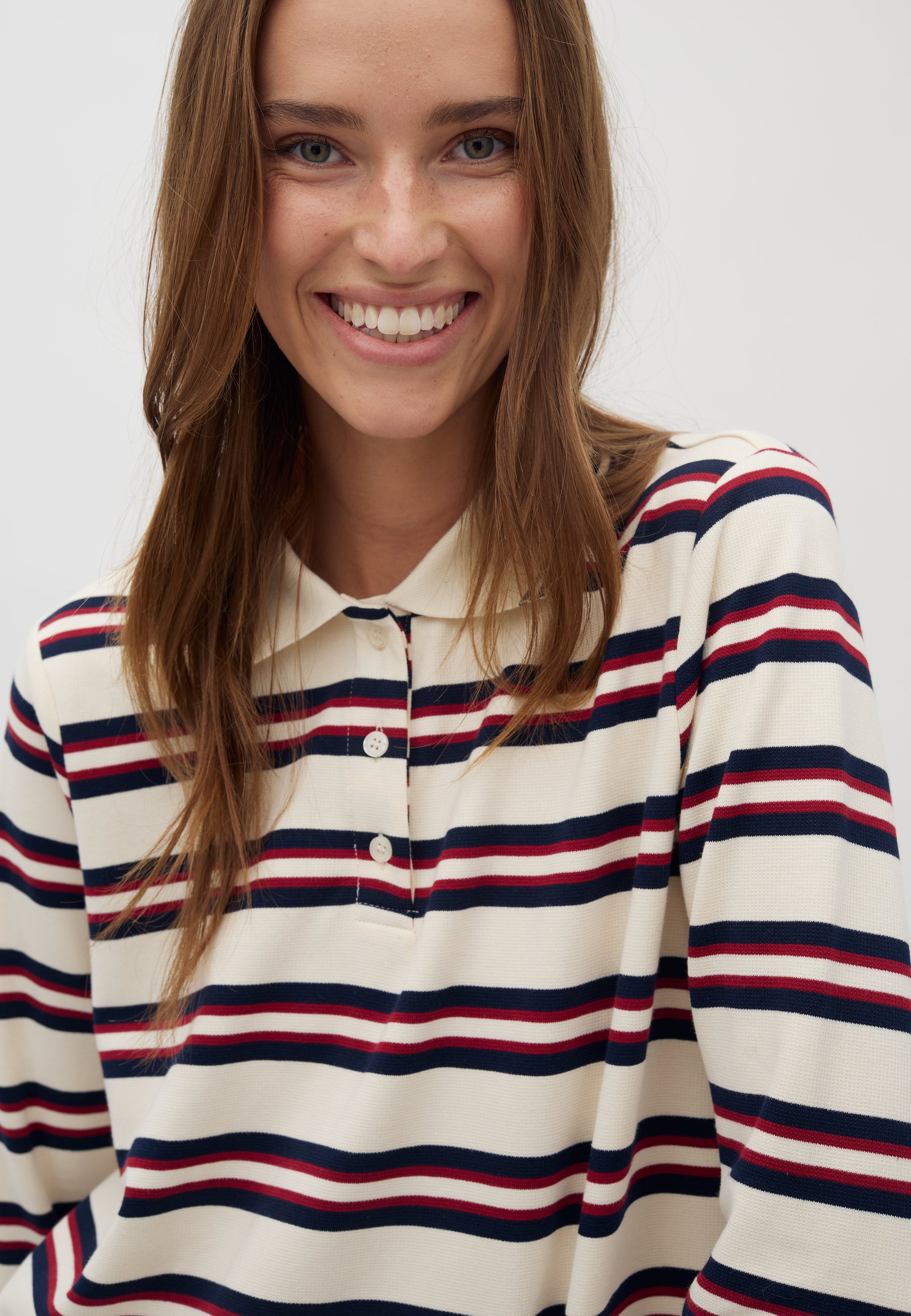 Polla-M_Navy Bordeaux Stripe_Model_2