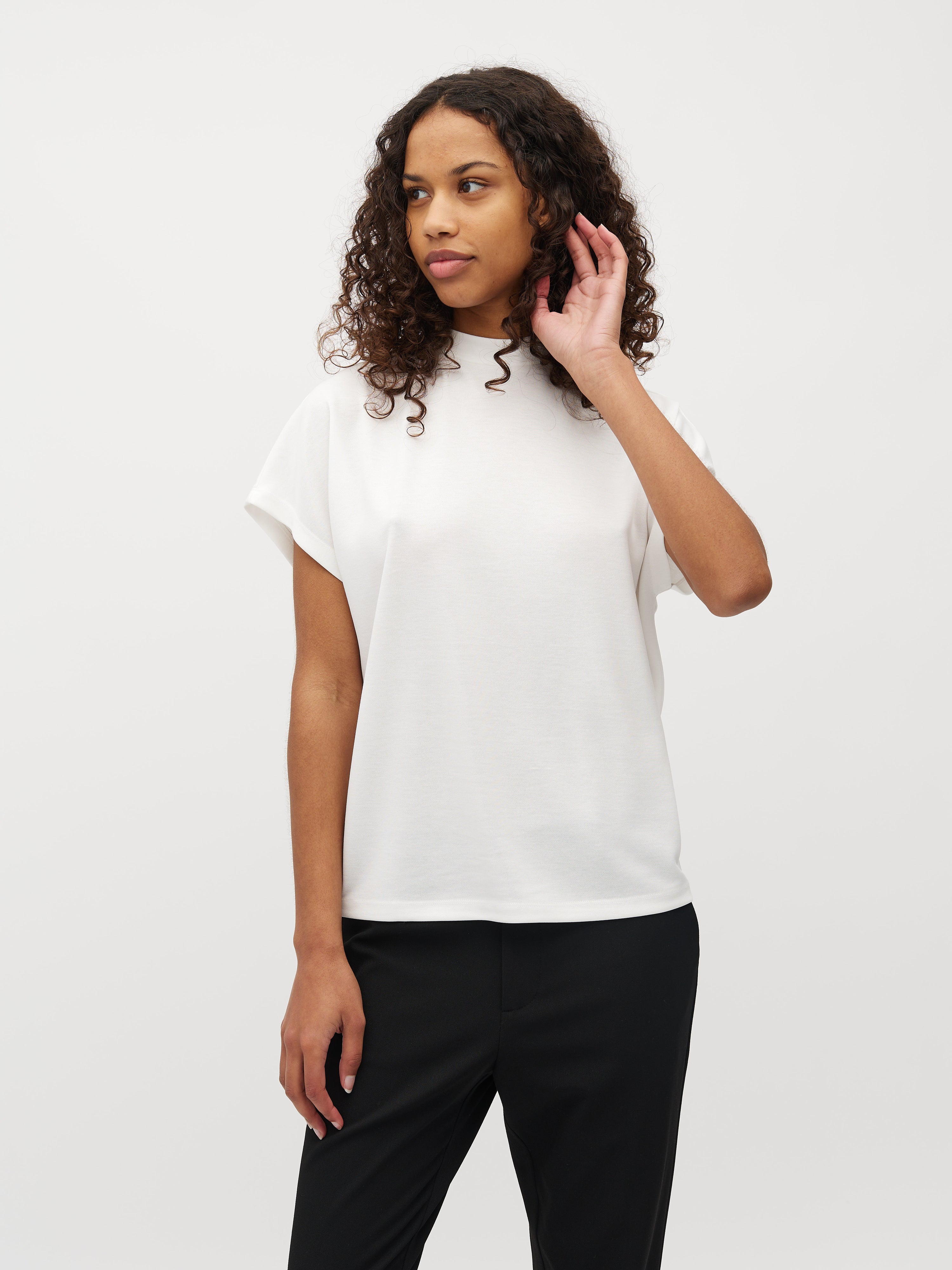 Linea Short-M_Sugar_Model_0